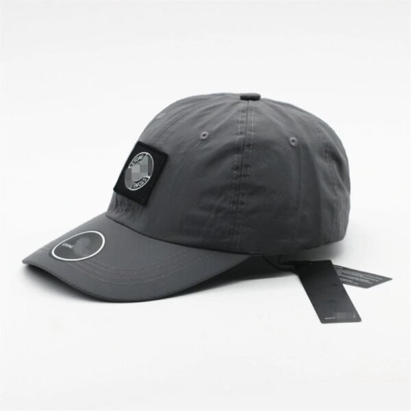 Gorra stone island